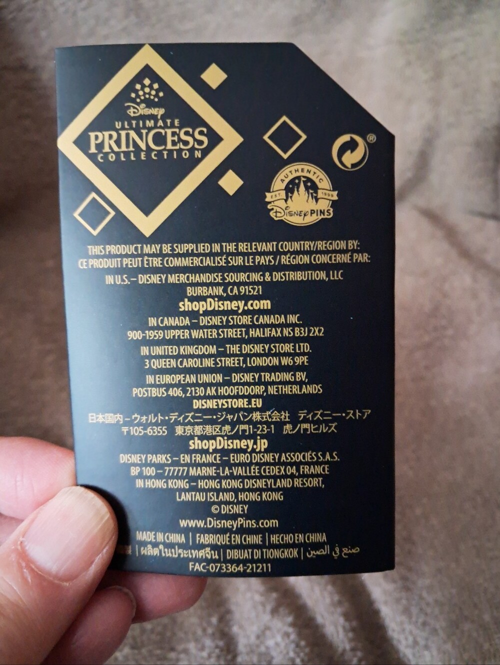 Snow White Designer Princess Collection Pin - Picture 4 of 5